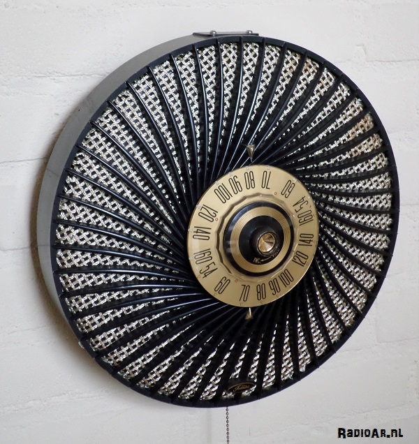 toshiba transistor wall fan radio